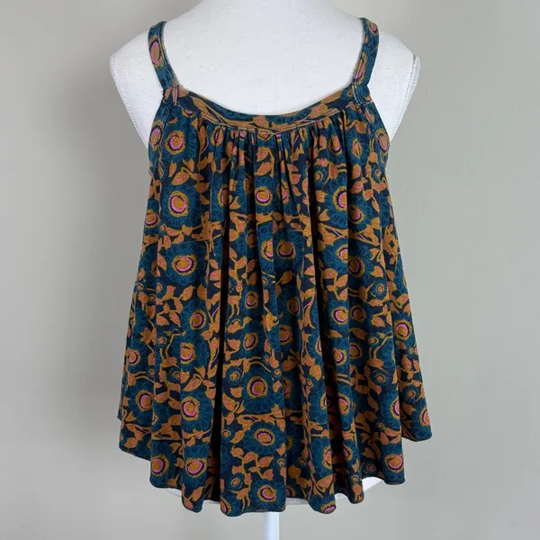 NWT Natural Life Flowy Boho Pleated Floral Print‎ Top Size XS - Image 2