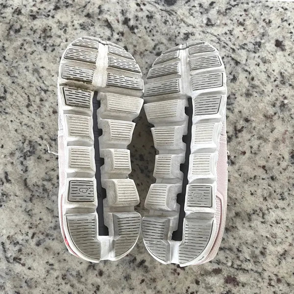 On Cloud 5 Running Shoes Womens 11 Pink Rose Athleisure Lightweight Sneakers - Image 9