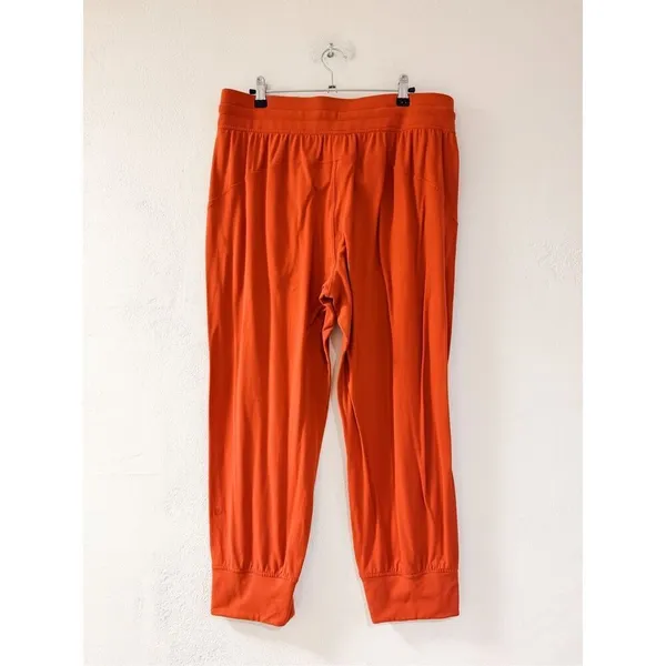 Lululemon Ready to Rulu High-Rise Cropped Jogger in Red Rock Size 12 - Image 3