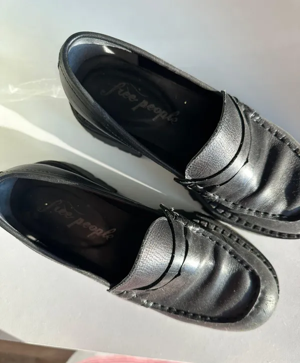 Lyra Lug Sole Loafers - Image 2