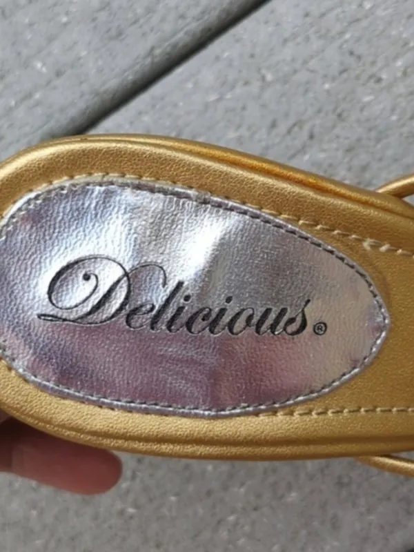 Delicious Open Toe Strappy Heel Sandals Gold Size 9 - Image 11