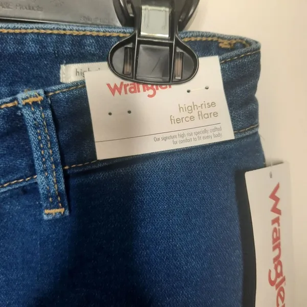 Wrangler High Rise Fierce Flare Jeans Size 8/29 X 32 - Image 6