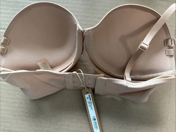SKIMS Ultimate Push-Up Strapless Bra - Clay 32D - Image 3