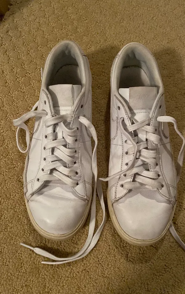 Nike Blazer Low SE White Sneakers - Image 5