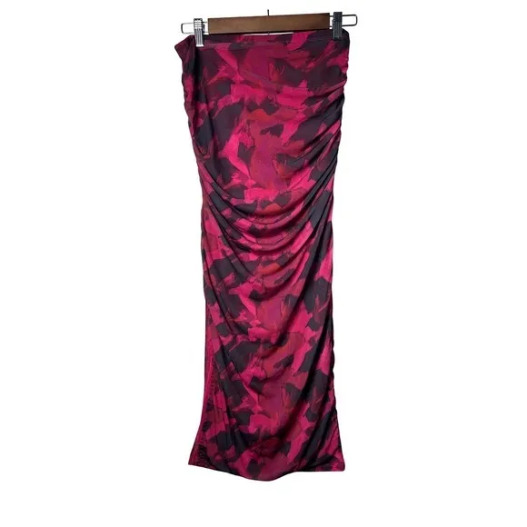 Almost Famous Women Large Ruched Red Midi Skirt Aesthetic Ruffles Lightweight‎ - Image 3