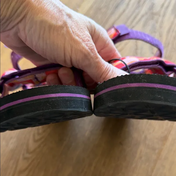 Teva Purple‎ and Multicolor Sandals women’s 7 - Image 2