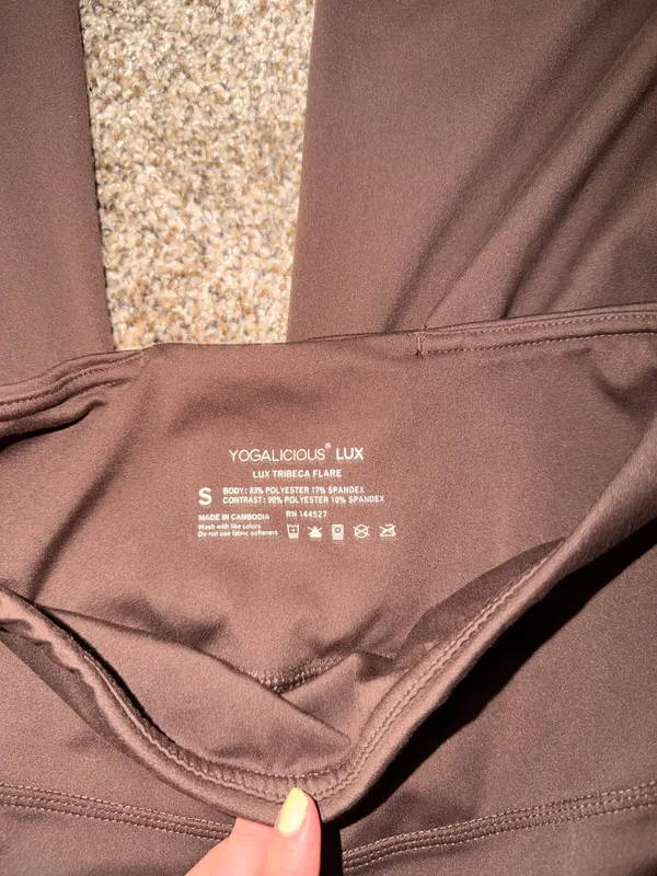 Yogalicious Lux Flare Leggings - Image 2