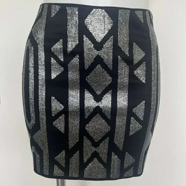 NEW Sequin Mini Skirt SMALL Black Silver concerts Aztec Tribal Print Y2K stretch - Image 6