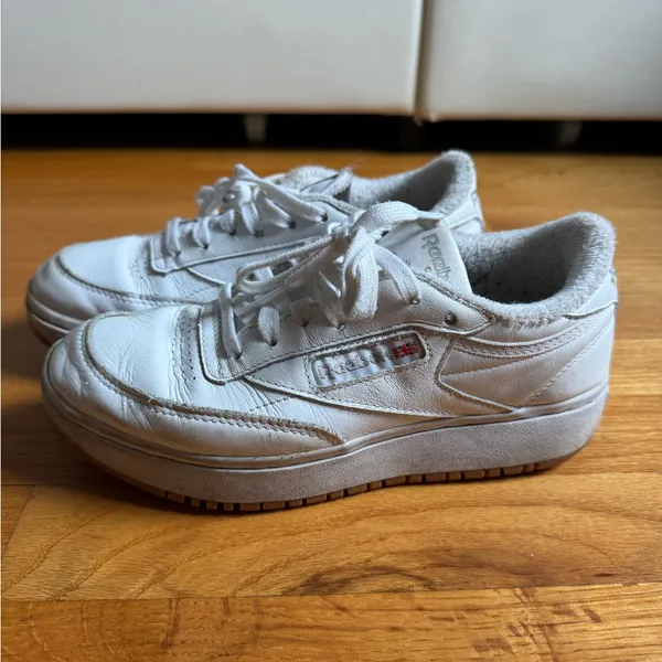 Reebok Classic Leather Sneakers White with Gum Sole - Image 2