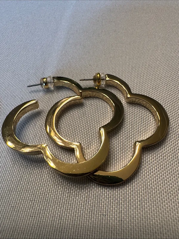 Gold Floral-Outline Hoop Earrings - Women Jewelry - Image 3