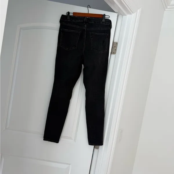 Good American Black Distressed Skinny Jeans Size 12 / 31 Stretch Denim - Image 5