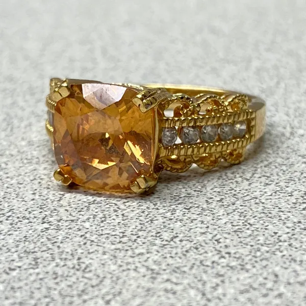 Vintage Sparkling Orange Cushion Cut Gold Pleated Sterling Silver Ring Size 8.75 - Image 4