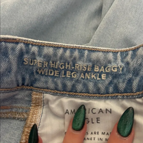 American Eagle Strigid Distressed Super High Rise Baggy Wide Leg Ankle Jeans - Image 6