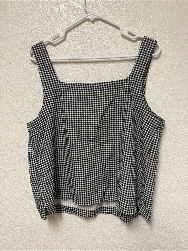 NWT A NEW DAY Classic Black & White Gingham Square Neck Tank Top Size Large - Image 5