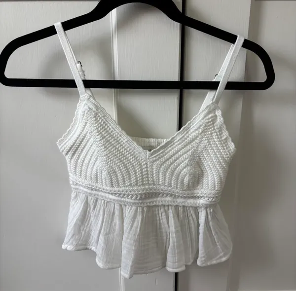 Hollister Crochet Crop Top - Image 2
