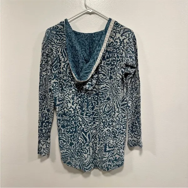 BKE lounge buckle Elegant Blue Floral Long Sleeve hoodie sweater Top! - Image 4