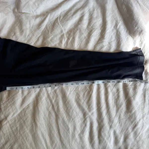 Vintage Y2K prAna Black Cropped Flare Yoga Pants Leggings L Low Rise 00s - Image 4