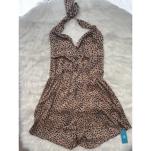 Cupshe Leopard Print Halter Romper Size Medium - Image 4