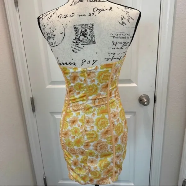 Oh Polly Yellow Floral Strapless Bodycon Dress - Image 4