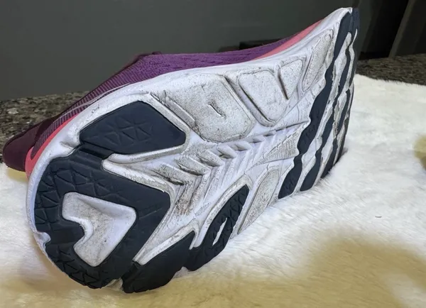 Hoka One One Clifton 8 Women's Running Shoes Size 9.5 - Image 6