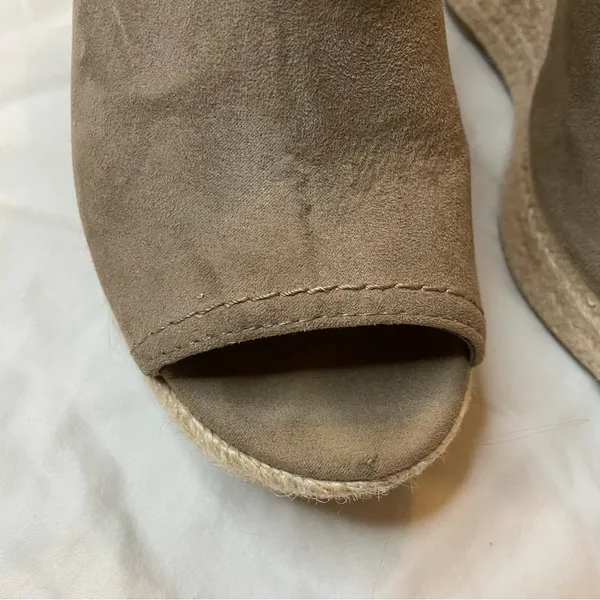 Target - Universal Thread Suede Espadrille Wedge Sandal Heels, Tan, Size 6, EUC - Image 7