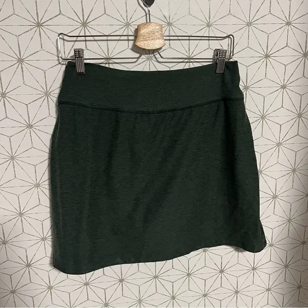 Beyond Yoga Green Spacedye Skirt - Image 2