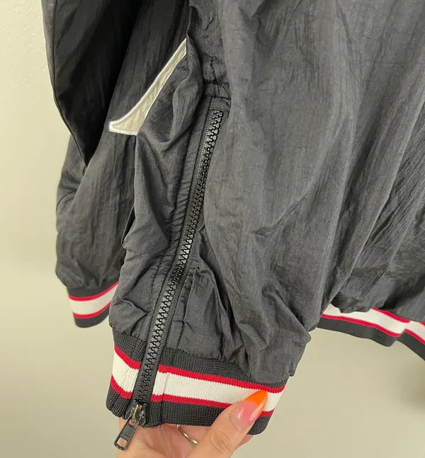 Vintage USA Olympic Black White Graphic Windbreaker Track Pullover Jacket - Image 11