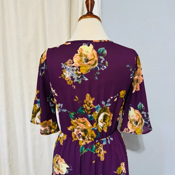 Everly Women Purple Floral V-Neck Side Slit Maxi Dress Size S‎ - Image 6
