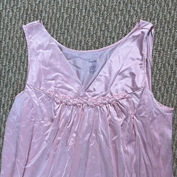 Pink Sleeveless Nightgown - Image 2
