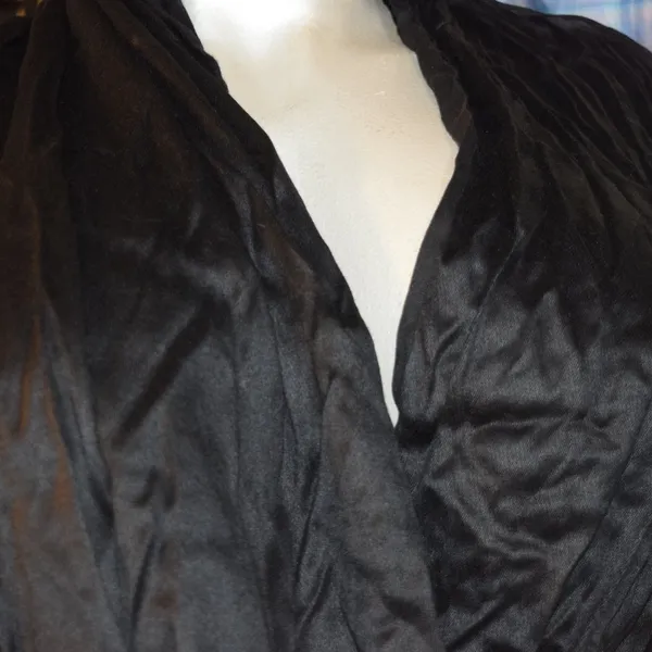 NWT New Directions Solid Black Shimmery Pashmina Scarf, Fringed - Image 2
