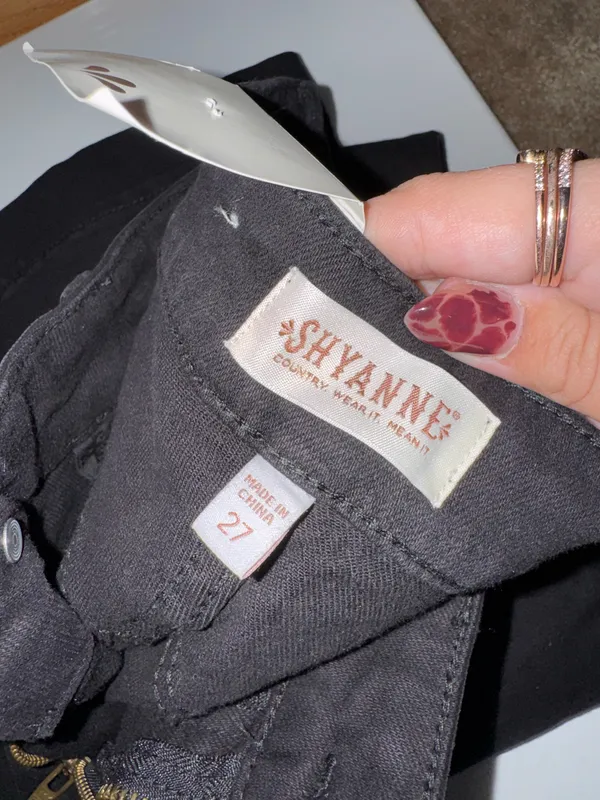 Shyanne Jeans - Image 4