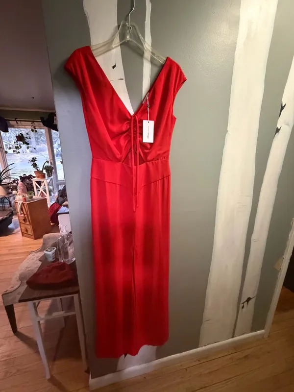 Lover’s and Friends V-Neck Women’s Dress - Image 3