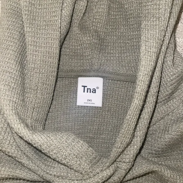Aritzia TNA Thermal Hoodie - Image 4