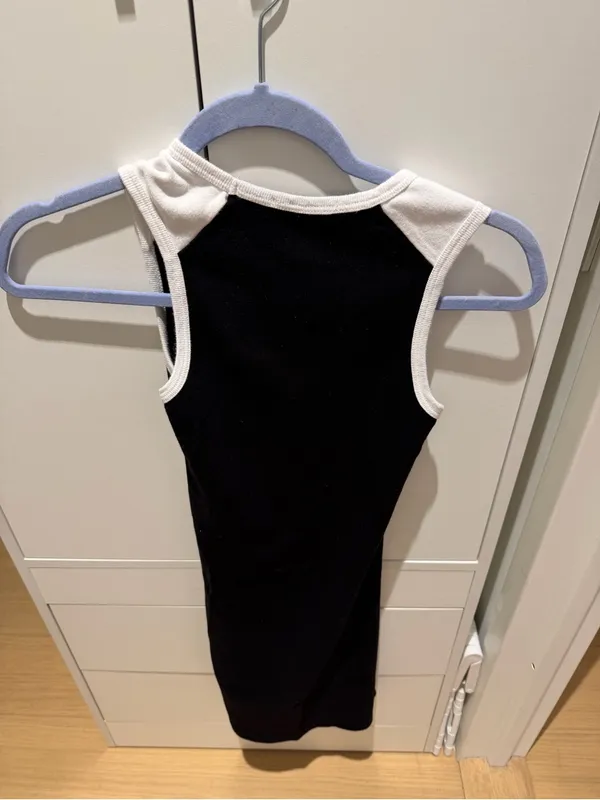 Brandy Melville Black Tank Top with White Trim - Image 3