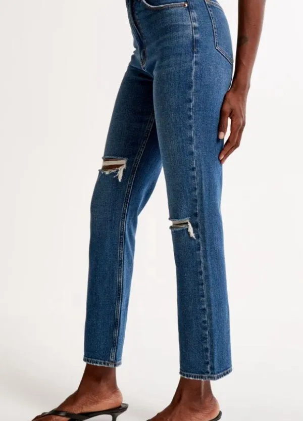 Abercrombie Ultra High Rise Ankle Straight Jeans - Image 4