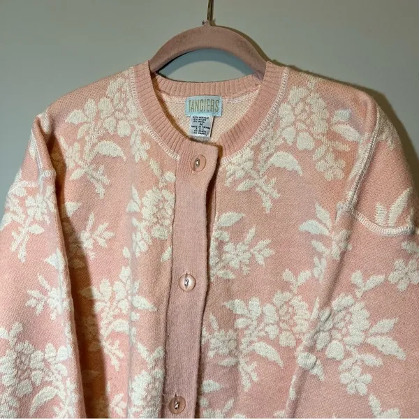 Tangiers Women’s Pink White Floral‎ Vintage Cardigan Medium - Image 2