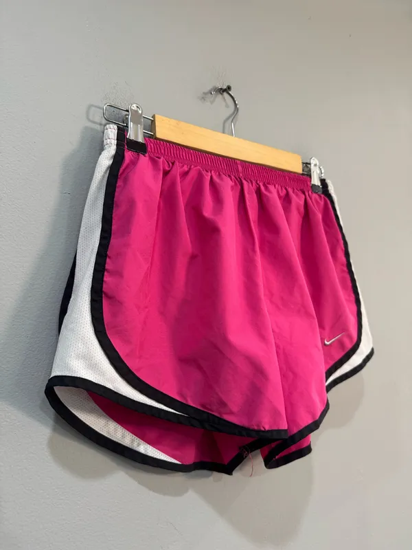 Pink Nike Dri-Fit Lined Athletic Shorts Size M EUC - Image 3