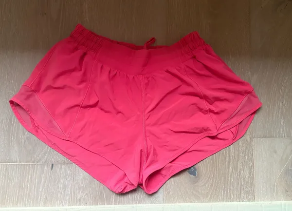 Lululemon Hotty Hot 4" High-Rise 4 Pink - Image 2