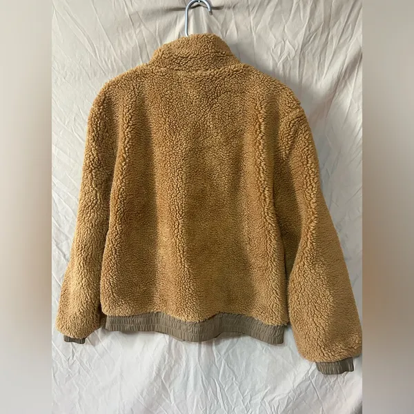 Zyia reversable jacket - Image 2