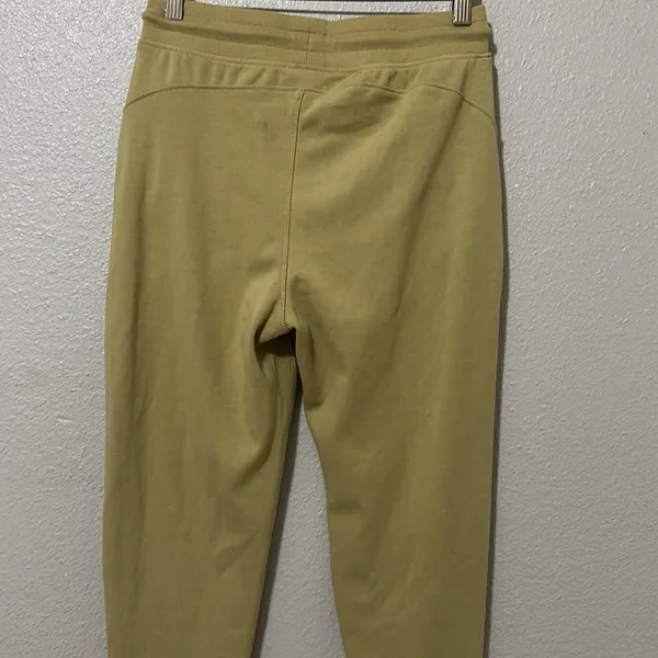 Alphalete Womens Core Joggers size M with 2 zipper pockets, activewear gym, ✨❤️ - Image 7