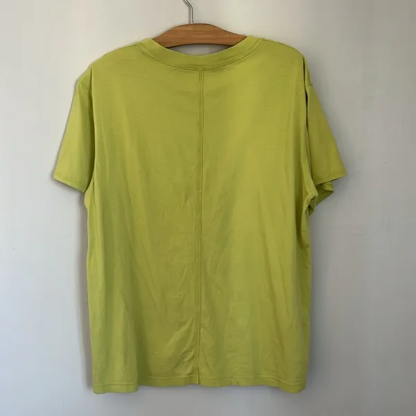 Boxy crewneck Lululemon tee shirt. Size 10 (?) - Image 2