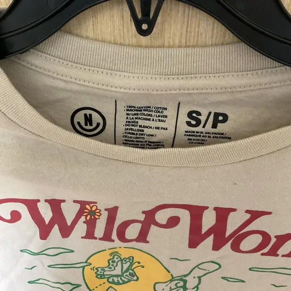 Neff Wild World Tan Beige One with Nature Women’s Long Sleeve Size Small New - Image 3