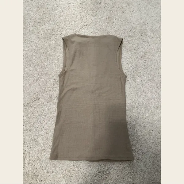 Joah Brown Invisible zip tank, NWT! - Image 5
