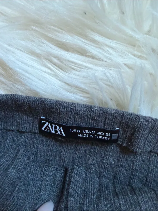 ZARA sleeveless mockneck top - Image 4