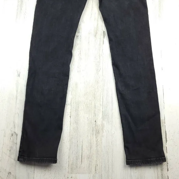 Levi’s Slimming Skinny Jeans Women’s Size 28 Black Stretch Denim Mid Rise - Image 9