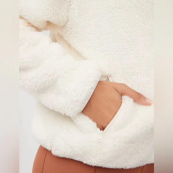Aerie Offline Fluffy Sherpa Quarter Zip Sweatshirt in Toasted Coconut Size Small - Image 3