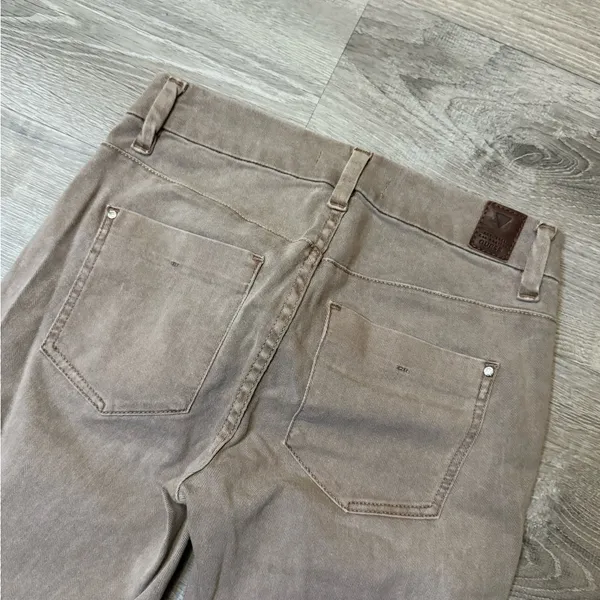 •GUESS• MOTO SKINNY JEANS - Image 5