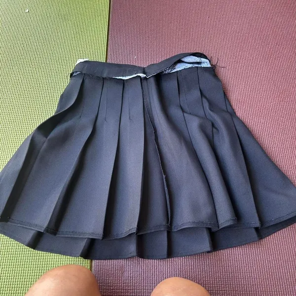Black pleated mini skirt/ tennis skirt - Image 6