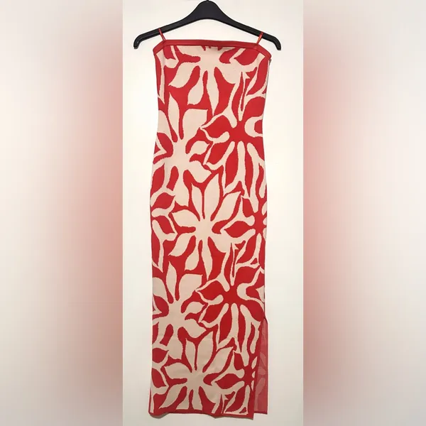 House of Harlow 1960 knit Red and White Maxi Dress tube top with slit bottom - Image 4