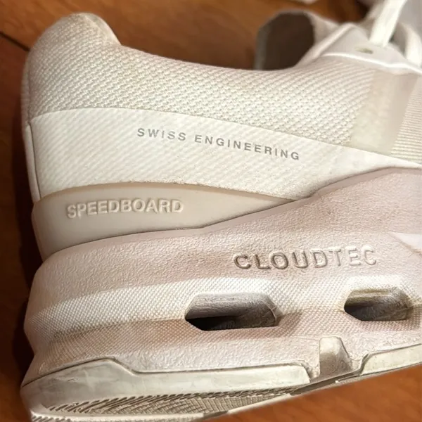 On Women's Cloudpulse White Athletic Sneakers Size‎ 9.5 - Image 11